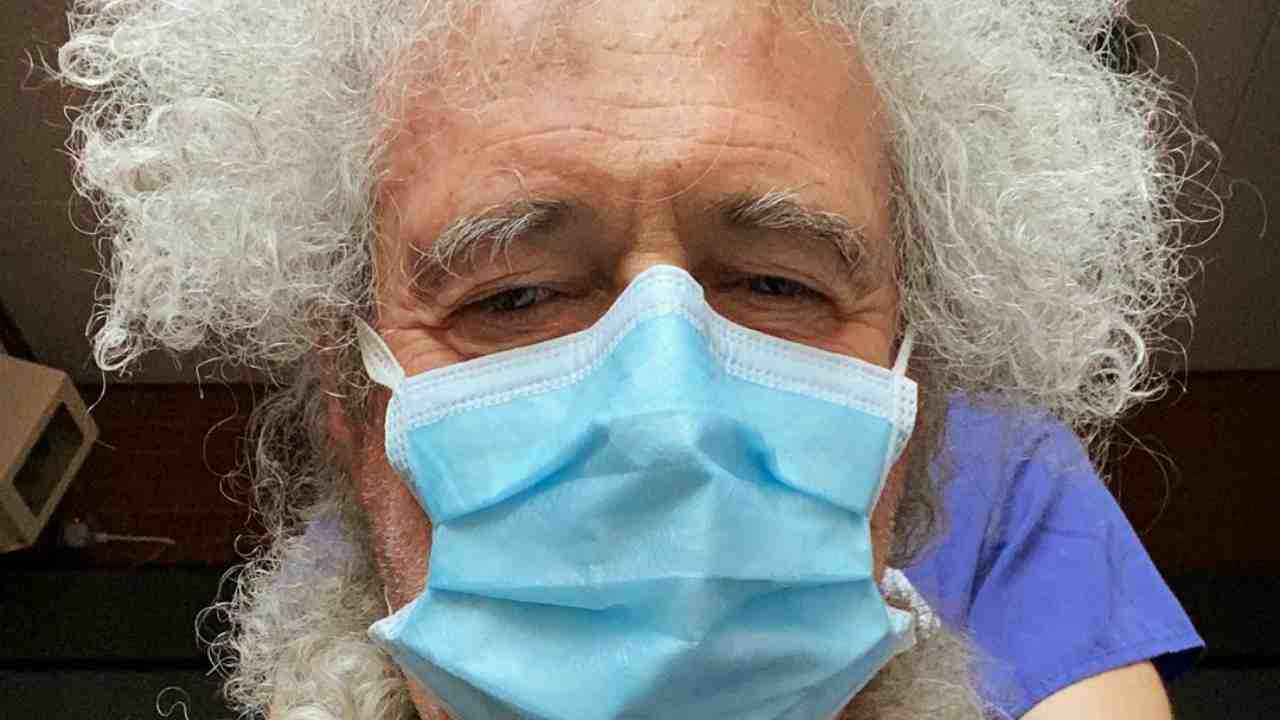 Brian May urgenza ospedale