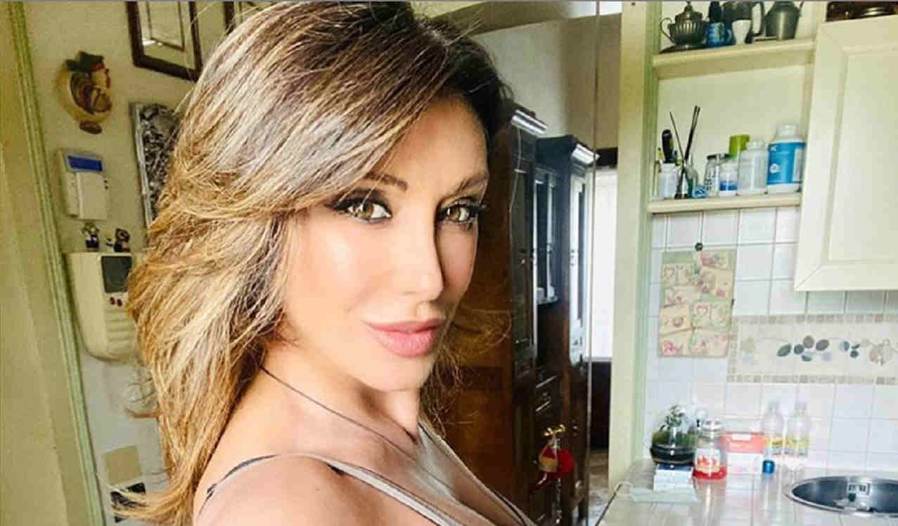 Sabrina Salerno incanta su Instagram