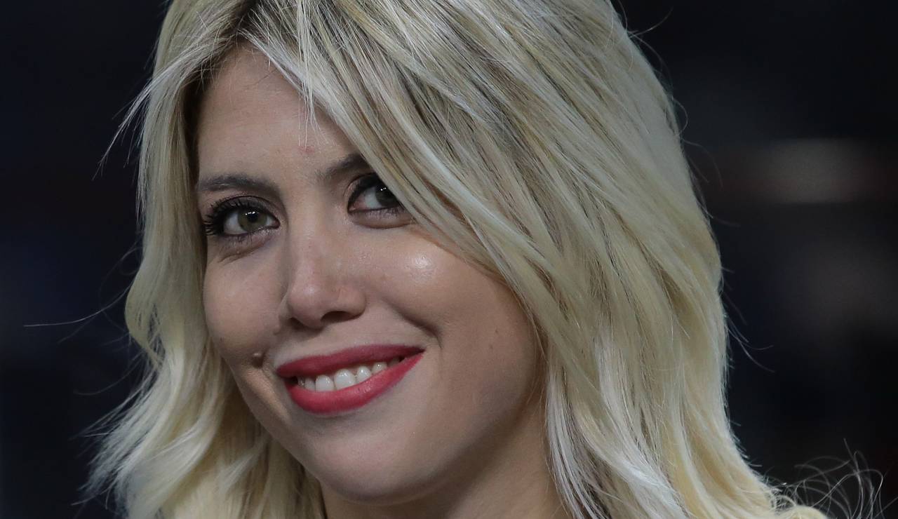 wanda nara cavallo senza veli