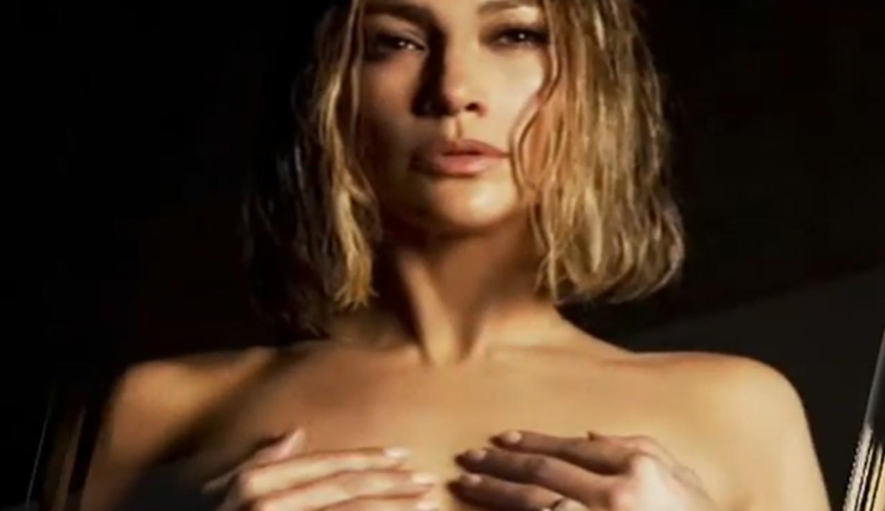 Jennifer <b>Lopez</b> completamente nuda per il suo nuovo singolo.