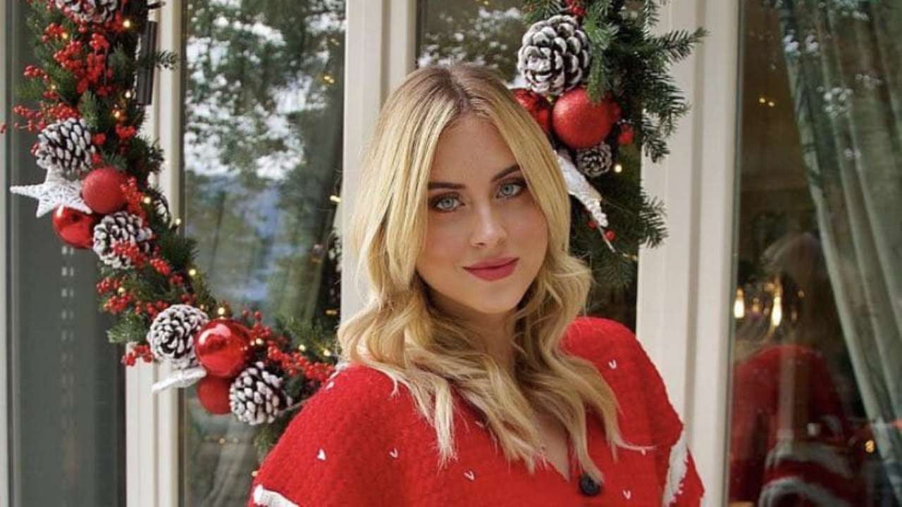 valentina ferragni nuova foto instagram natale