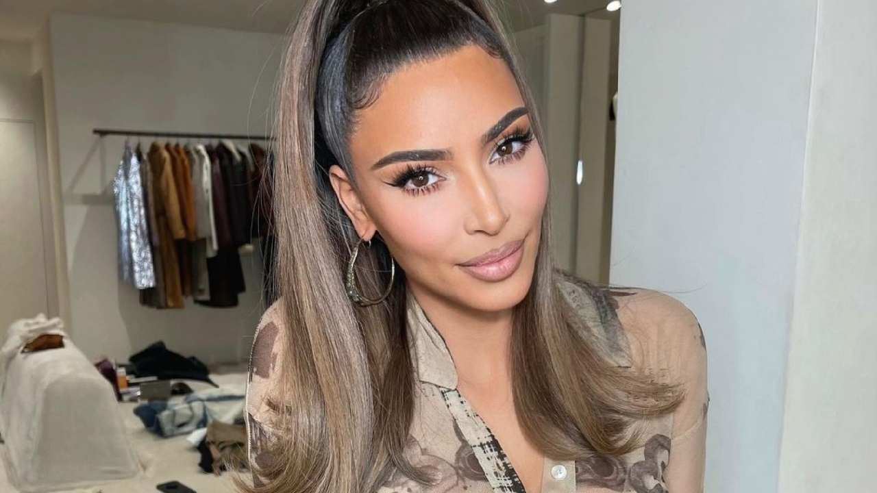 Kim Kardashian E Il Naked Look L Effetto Ottico Notevole Foto