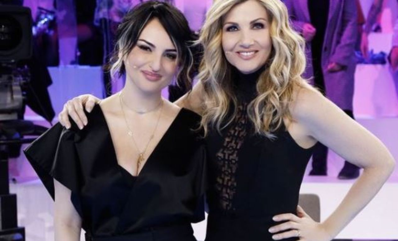 Arisa e Lorella Cuccarini ad Amici 20