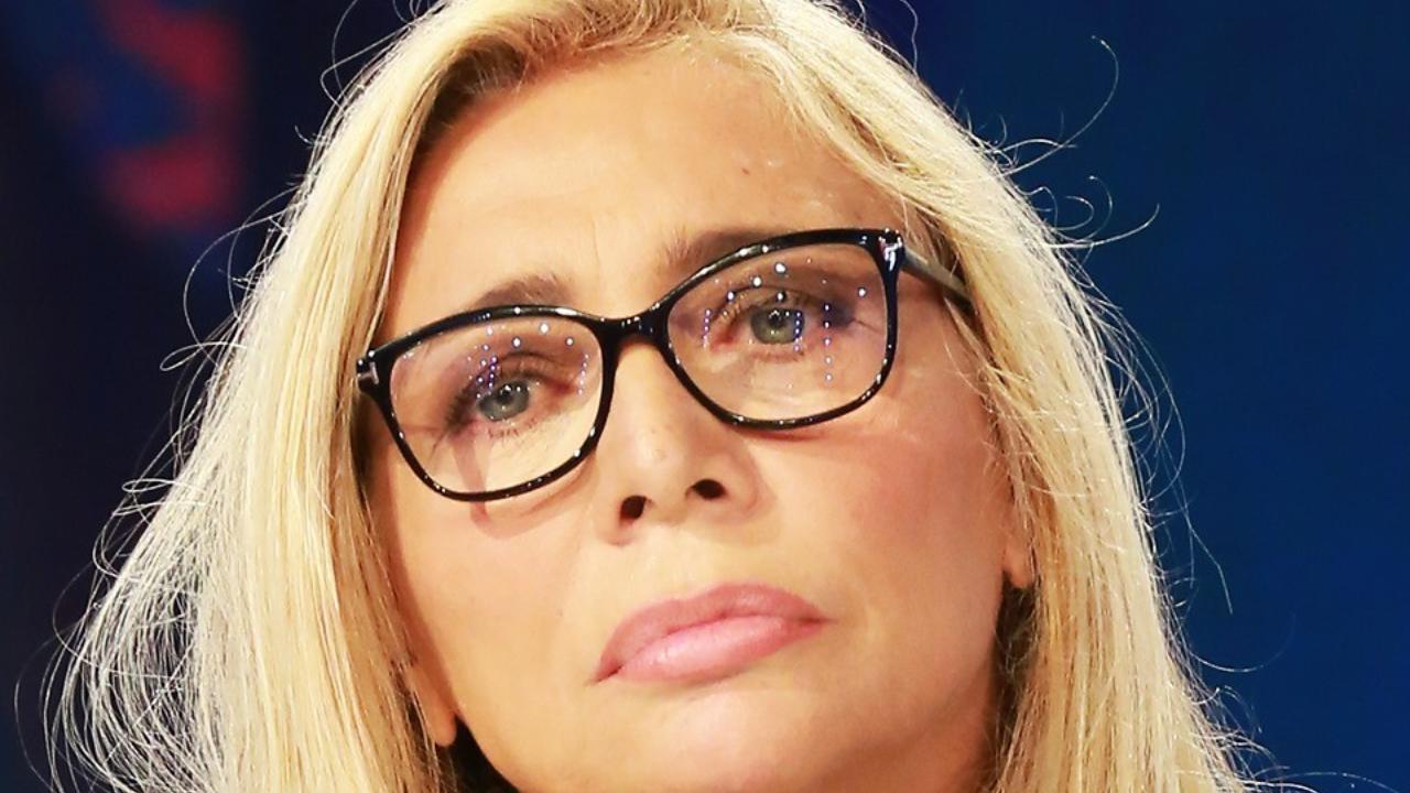 Mara Venier Saluto Commosso Collaboratrice Carmela