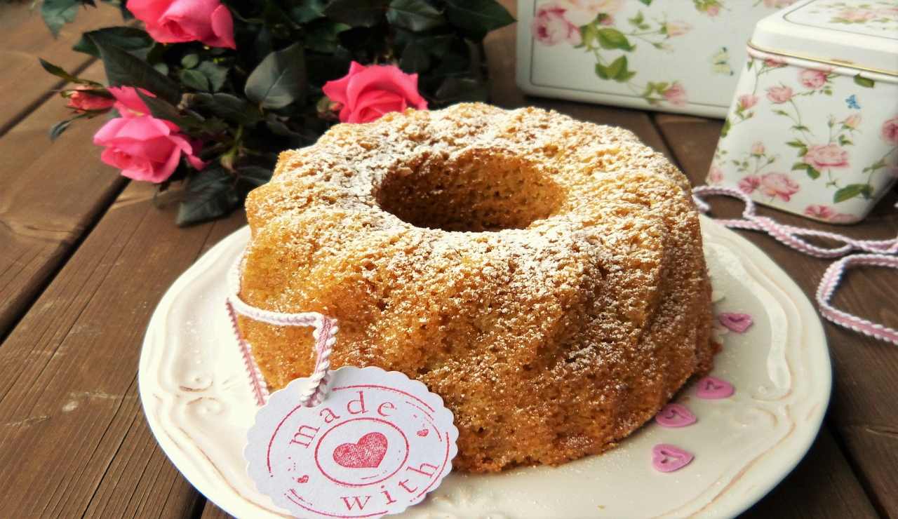 ciambellone dolce alto soffice