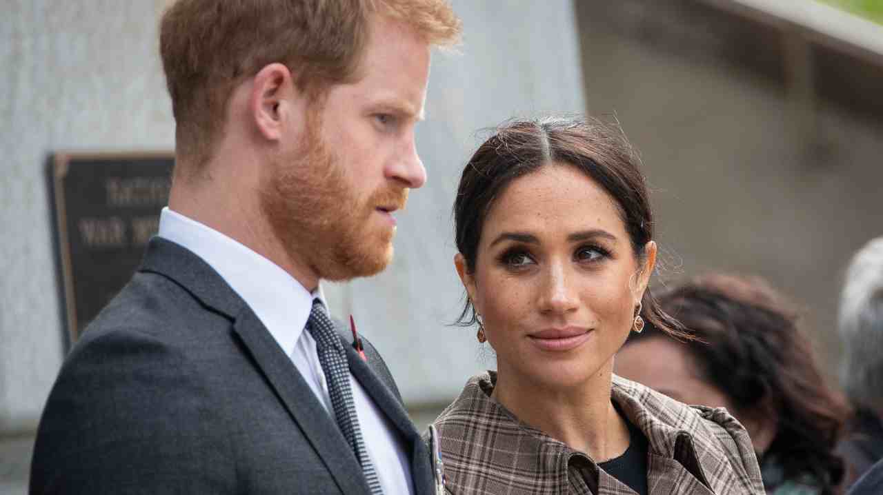 meghan e harry seri