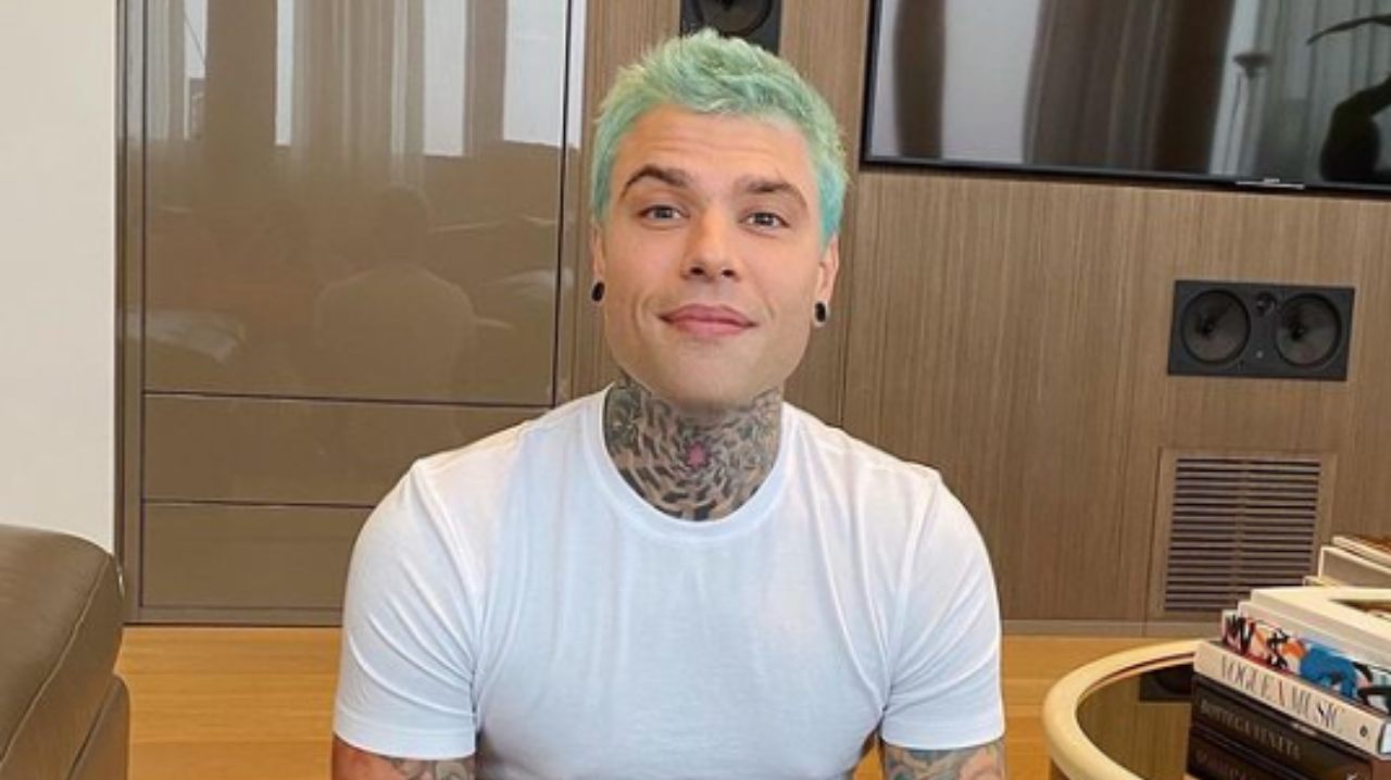 fedez sorridente