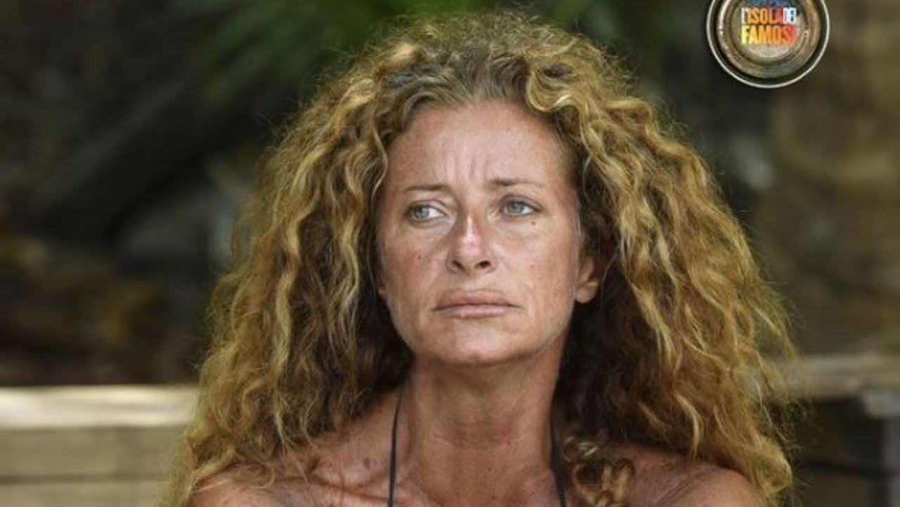 Isola dei famosi, Valentina Persia incidente bollente