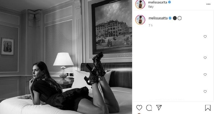 Melissa Satta posa sensuale