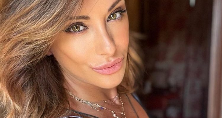 Sabrina Salerno primo piano