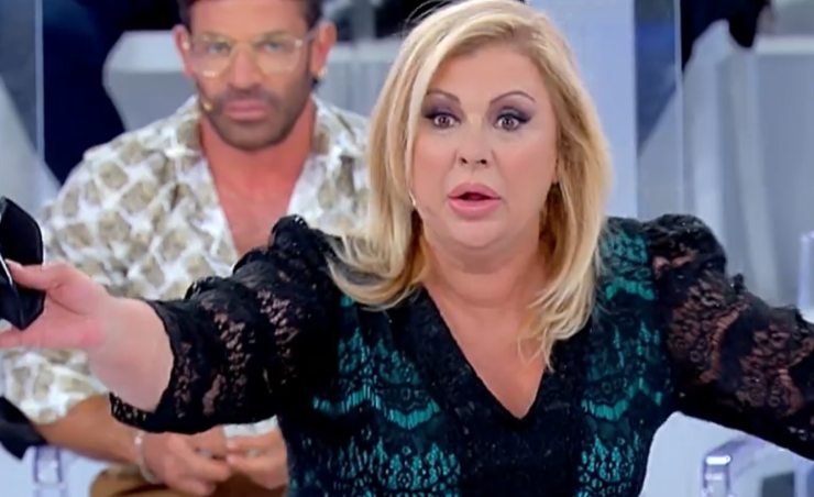 Uomini E Donne Tina Contro Gemma Sei La Vergogna Del Programma