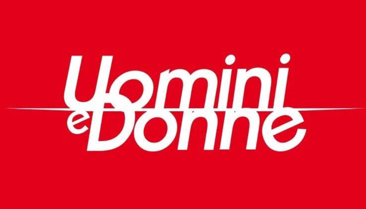 logo uomini e donne 091221