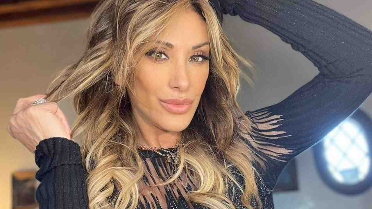 Sabrina Salerno primo piano