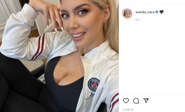 Wanda Nara in posa