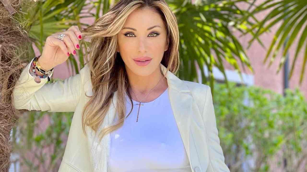 Sabrina Salerno primo piano