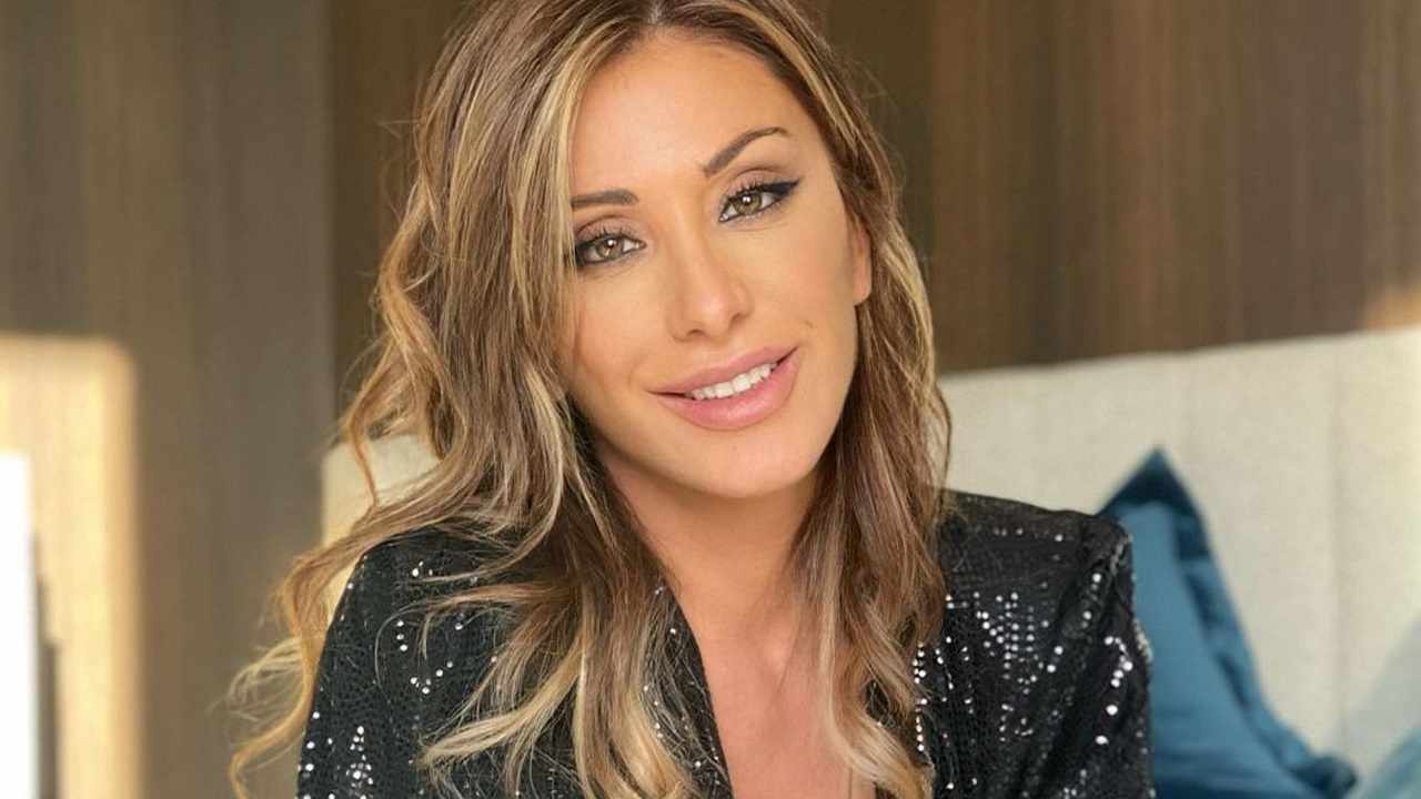 Sabrina Salerno primo piano