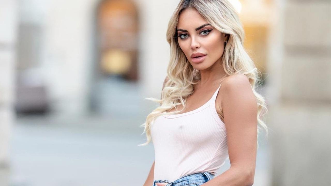 Elena Morali racconta diavventura