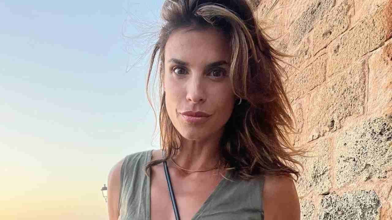 Elisabetta Canalis Il Bikini Lascia Senza Fiato Fisico Mozzafiato Per L Ex Velina