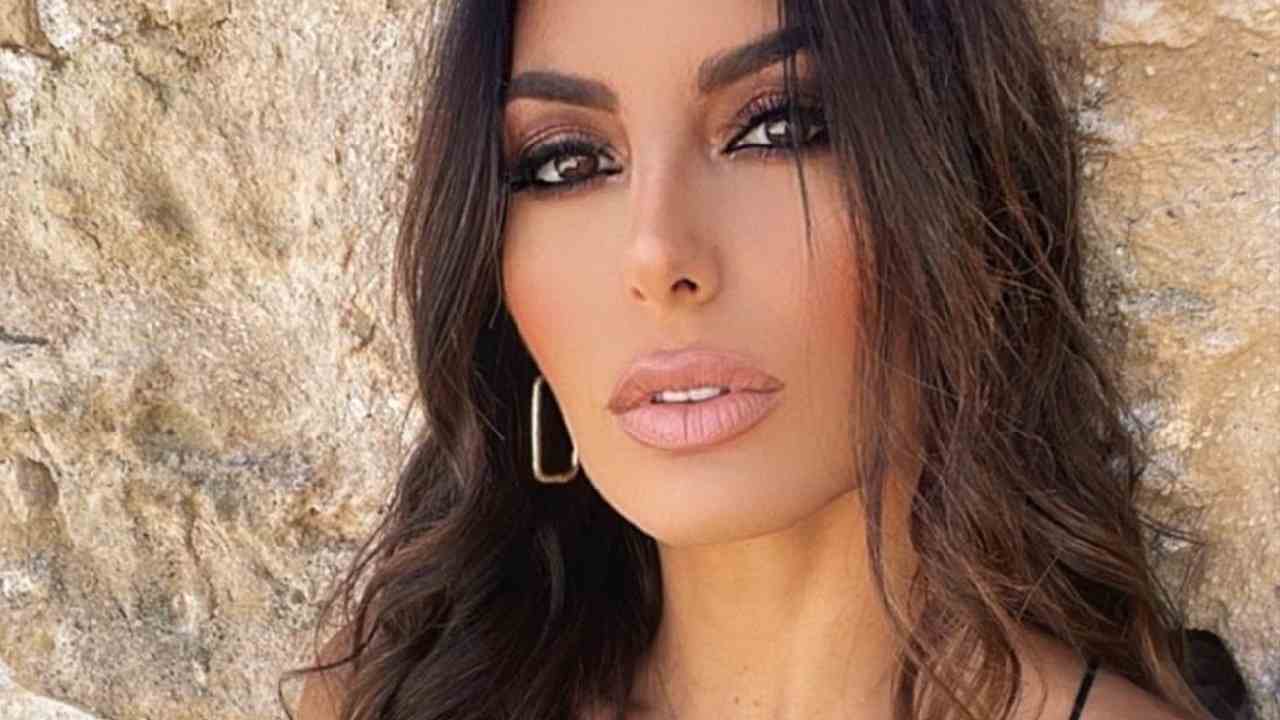 Elisabetta Gregoraci ammaliante